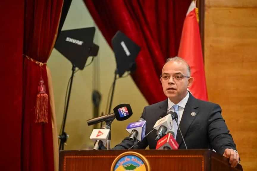 وزير الاستثمار يُطلق مبادرة ”مصر تنطلق للتصدير”.. ويوضح 50 شركة تستحوذ على 45% من إجمالي الصادرات