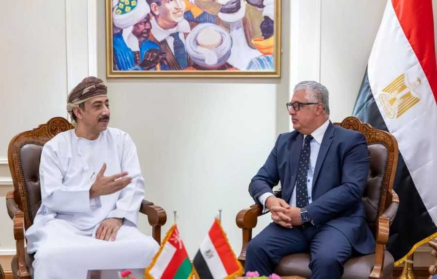 خلال الشهر المقبل.. جولة ميدانية لوفد اقتصادي عُماني داخل منطقة السخنة الصناعية