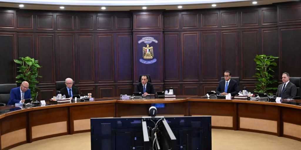 رئيس الوزراء: الجهات المعنية تستكمل التحقيقات للوقوف على مختلف ملابسات حادث ميناء دمياط