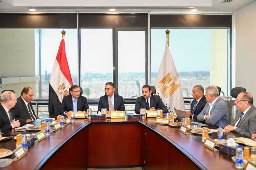 وزيرا التموين والزراعة ورئيس ”مستقبل مصر” يتفقون على استكمال الإجراءات التنفيذية والقانونية لتأسيس شركة ”كاري أون”