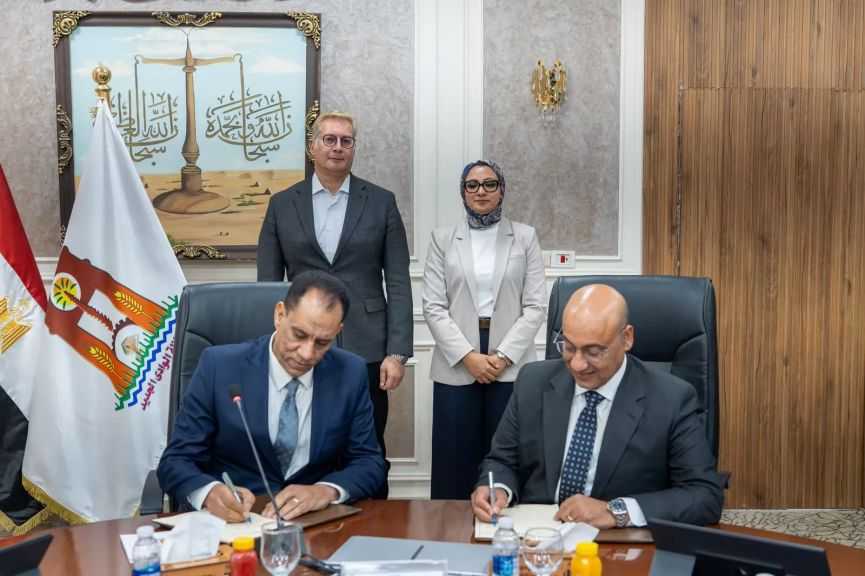 توقيع بروتوكولًا لإنشاء مدرسة فوسفات مصر الدولية للتكنولوجيا التطبيقية بالوادي الجديد