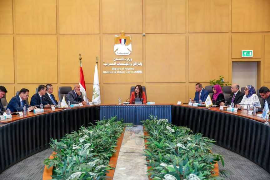 وزيرة الإسكان تناقش مع CSCEC الصينية موقف المشروعات المنفذة بالعاصمة الجديدة والعلمين