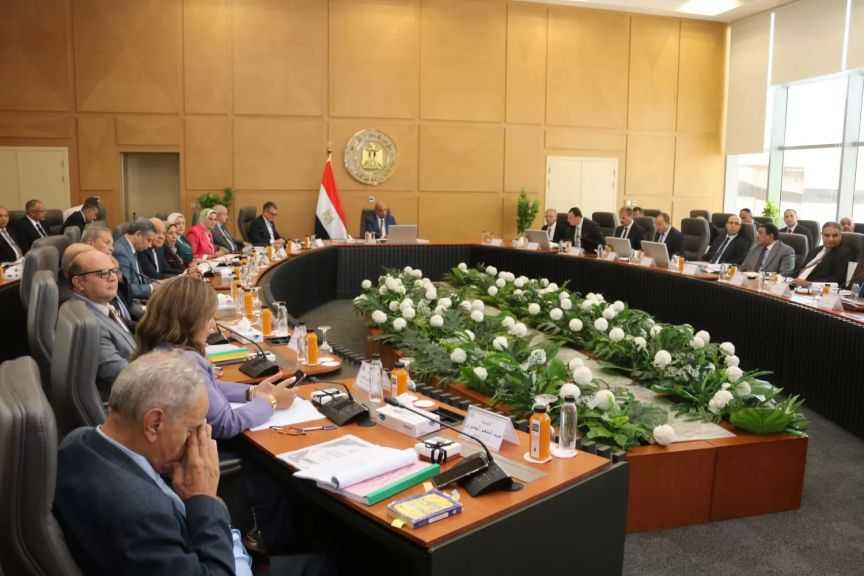 وزير الكهرباء: 37 مليار جنيه استثمارات لدعم وتطوير وتحديث شبكة نقل الكهرباء وزيادة قدرتها