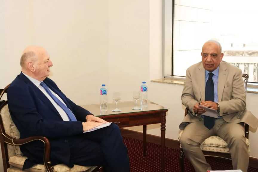 وزير الكهرباء يلتقي بنظيره الإيطالي لبحث تعزيز التعاون في مشروع الربط الكهربائي بين مصر وإيطاليا