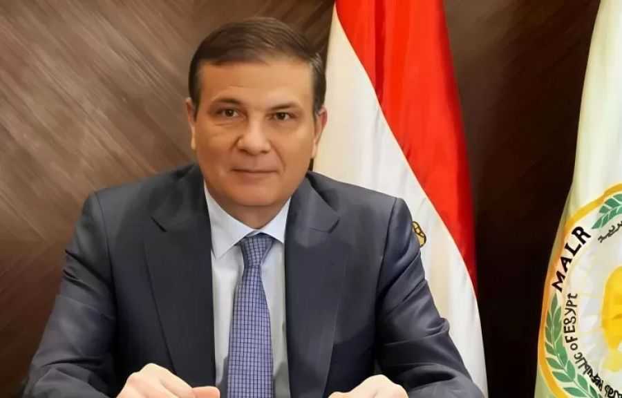 وزير الزراعة: المزارع هو خط الدفاع الأول عن الأمن الغذائي.. ونقدم كافة أوجه الدعم له