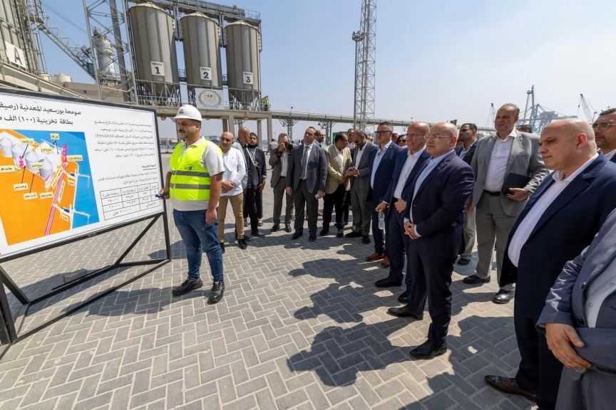 ”شيخون” يتفقد معدلات تنفيذ المرحلتين الأولى والثانية لتطوير ميناء غرب بورسعيد
