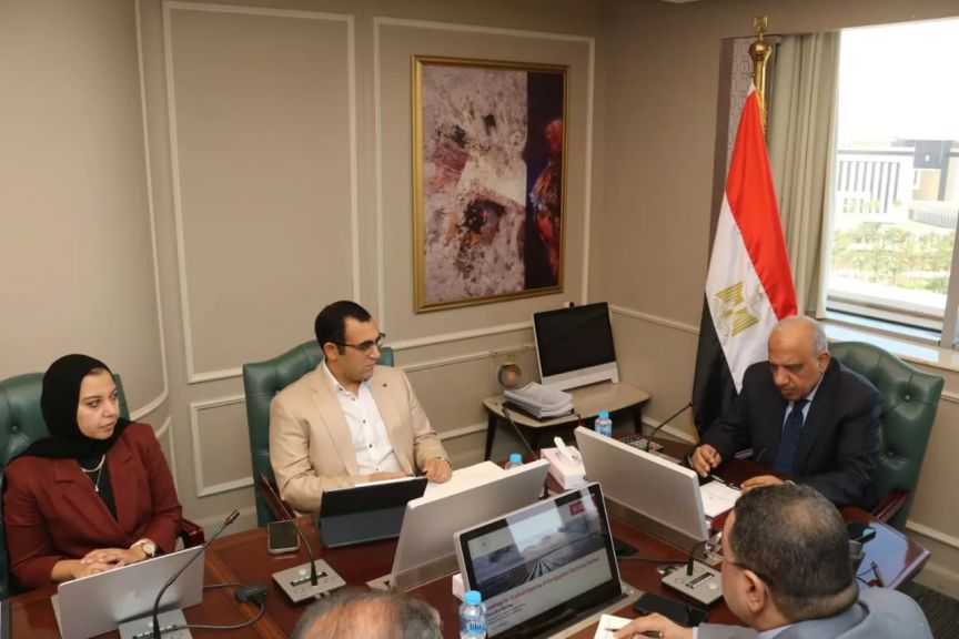 وزير الكهرباء يتابع مع شركة نكسوس انالاتيكا مجريات العمل بضوابط تحرير سوق الكهرباء