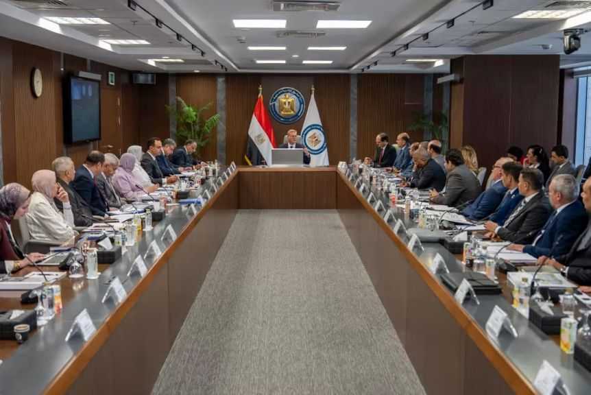 مصر تستهدف إضافة 330 مليون قدم مكعب غاز يوميًا من حقول ظهر وغرب مينا ومليحة قبل نهاية العام