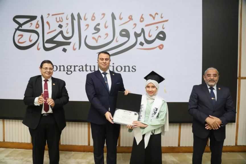 احتفاءً بالتفوق والتميز.. رئيس المحطات النووية يكرّم أبناء العاملين المتفوقين دراسيًا