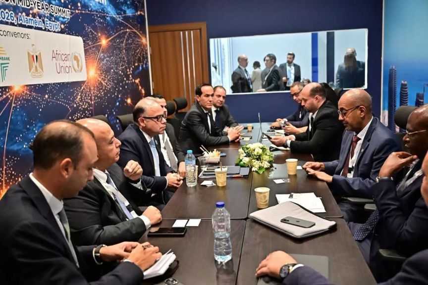 وزير الاستثمار يناقش مع بنك التجارة والتنمية الإفريقي مساندة الشركات المصرية الراغبة في التوسع بأسواق القارة
