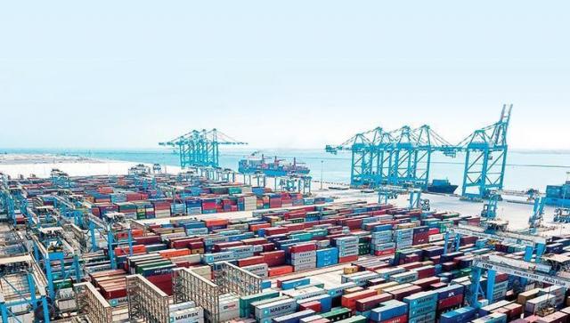 نمو قياسي في التجارة العالمية بفضل الصادرات الأسيوية