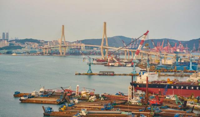 ميناء بوسان - كوريا الجنوبية