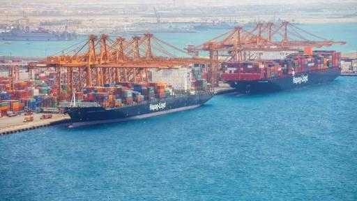 الرئيس السيسي: مقترحًا لإنشاء خط ملاحي بين مينائي سفاجا ودار السلام التنزاني الرئيس السيسي: مقترحًا لإنشاء خط ملاحي بين مينائي سفاجا ودار السلام التنزاني
