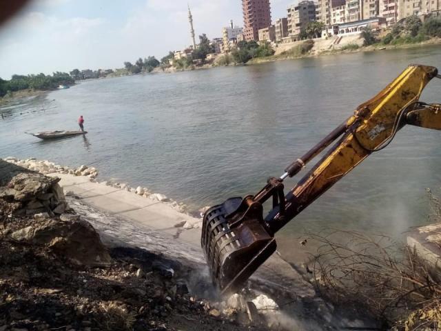 ازالة حالات التعدي على نهر النيل