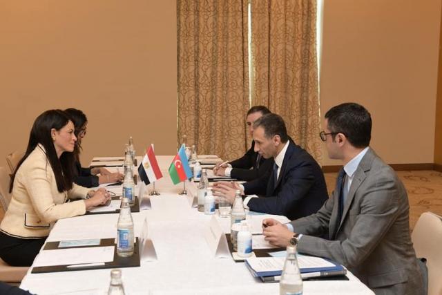 رئيسا اللجنة المصرية الأذرية المشتركة يعقدان جلسة مباحثات ثنائية