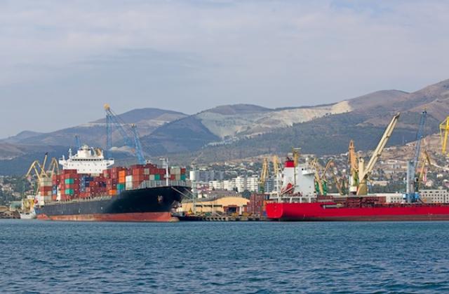 ميناء نوفوروسيسك الروسي