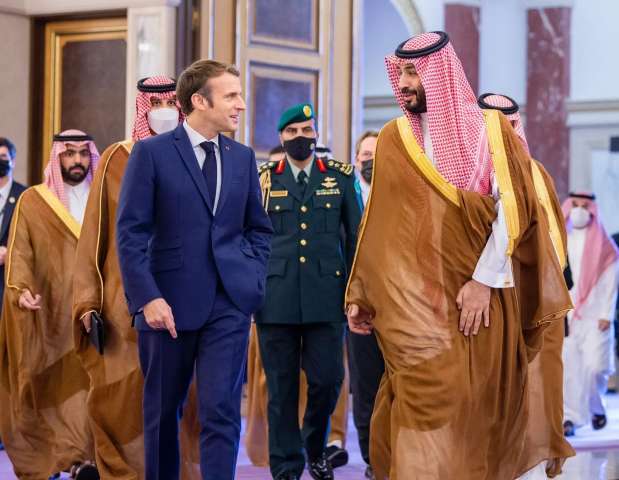 الشيخ تميم بن حمد آل ثاني مع الرئيس إيمانويل ماكرون