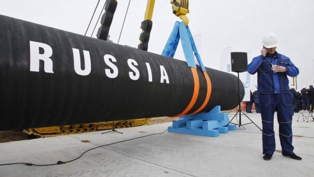 الاتحاد الأوروبي يوافق على حظر 90% من واردات النفط الروسي