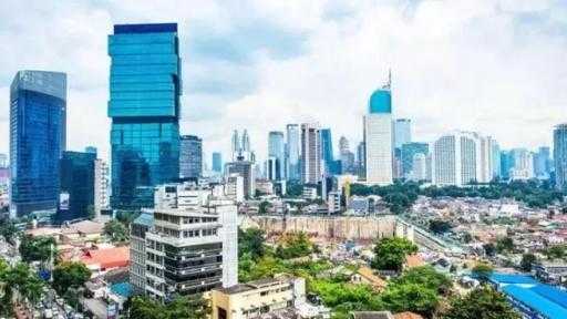 إندونيسيا ترفع تدريجياً نسبة الأسهم الحرة في البورصة إلى 25% إندونيسيا ترفع تدريجياً نسبة الأسهم الحرة في البورصة إلى 25%