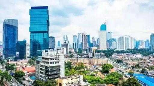 إندونيسيا تطلق حملة نظافة المدن لتعزيز عائدات السياحة