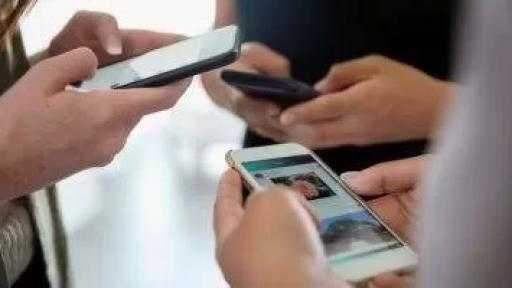 سهم نوكيا يرتفع ويعزز مكاسبه منذ بداية العام لنحو 100%