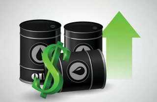 عاجل| تقرير المخزونات الأمريكية وإعصار إيان يحاصران أسعار النفط