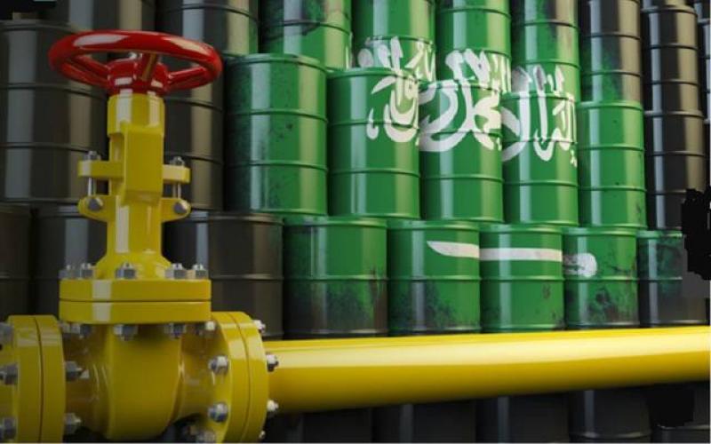 انتاج النفط السعودي بلغ 11 مليون برميل يوميًا الشهر الماضي