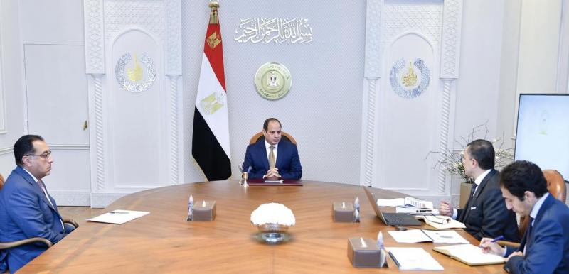 جانب من اجتماع الرئيس السيسي مع وزير السياحة والآثار