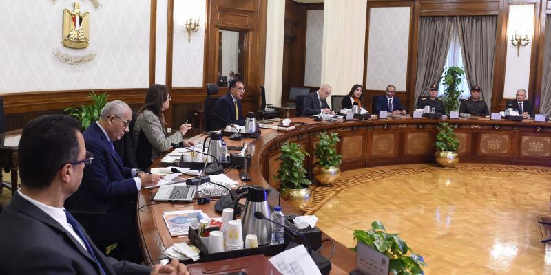رئيس الوزراء يتابع الموقف التنفيذى للمبادرة الرئاسية حياة كريمة لتطوير الريف المصري1