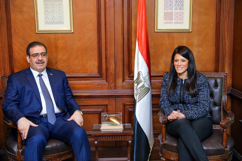 الدكتورة رانيا المشاط وزيرة التعاون الدولي - أثير الغريري وزير التجارة العراقي