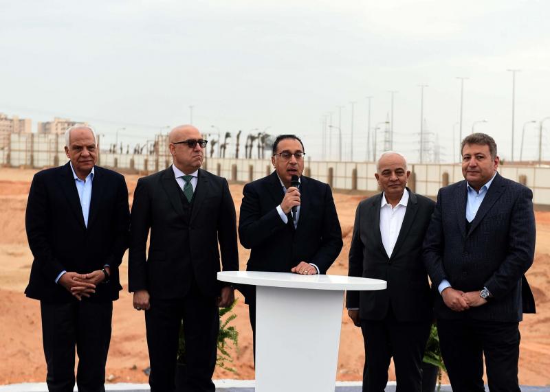 رئس الوزراء يدلي بتصريحات صحفية بعد تفقده لعدد من المشروعات بأكتوبر وحدائق الأهرام