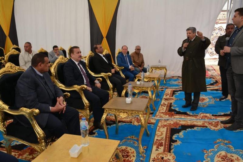 جانب من زيارة وزير التنمية المحلية إلى محافظة المنوفية 