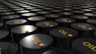 أسعار النفط الخام تواصل الارتفاع و«برنت» يقترب من 80 دولارًا