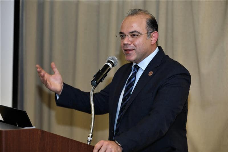 رئيس مجلس إدارة الهيئة العامة للرقابة المالية الدكتور محمد فريد صالح