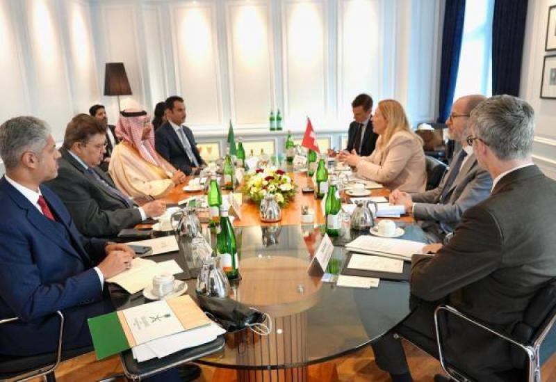 السعودية وسويسرا تبحثان تعزيز التعاون المشترك