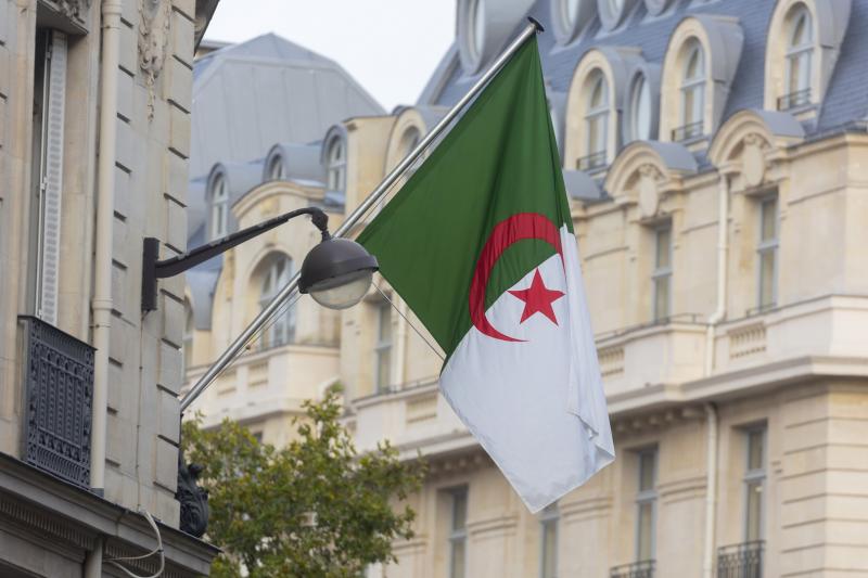 وفد اقتصادي أرجنتيني يصل الجزائر لبحث فرص التعاون