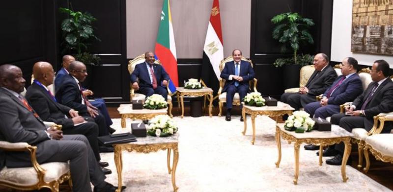 الرئيس السيسي يلتقي رئيس الاتحاد الأفريقي بشرم الشيخ