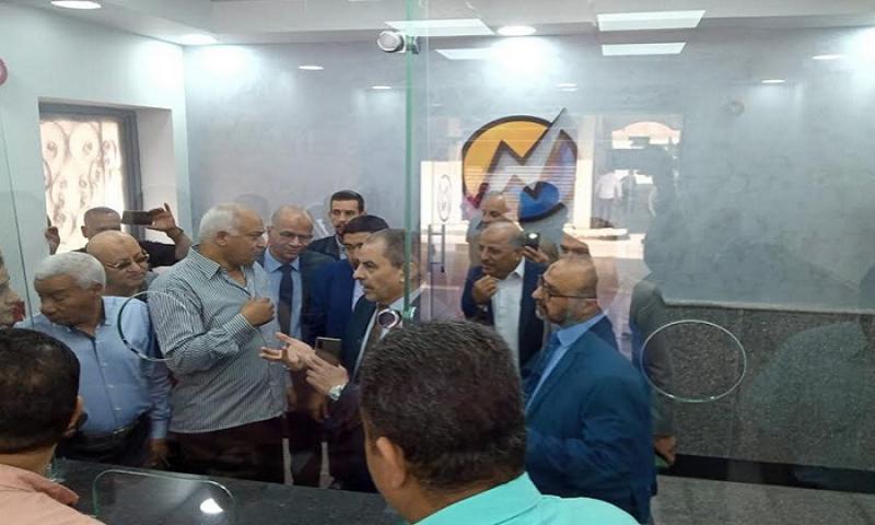 «كهرباء مصر الوسطى» تفتتح مركزًا مطورًا لخدمة عملاء شرق أسيوط