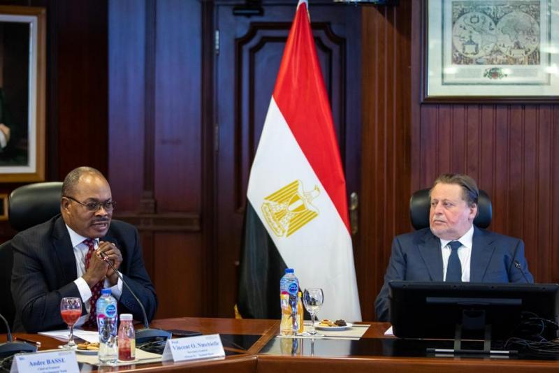 محافظ البنك المركزي المصري والسكرتير العام للتنمية الإفريقي