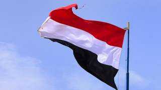 الصناعة اليمنية تحذر من استهداف الحوثي للقطاع الخاص والمصرفي
