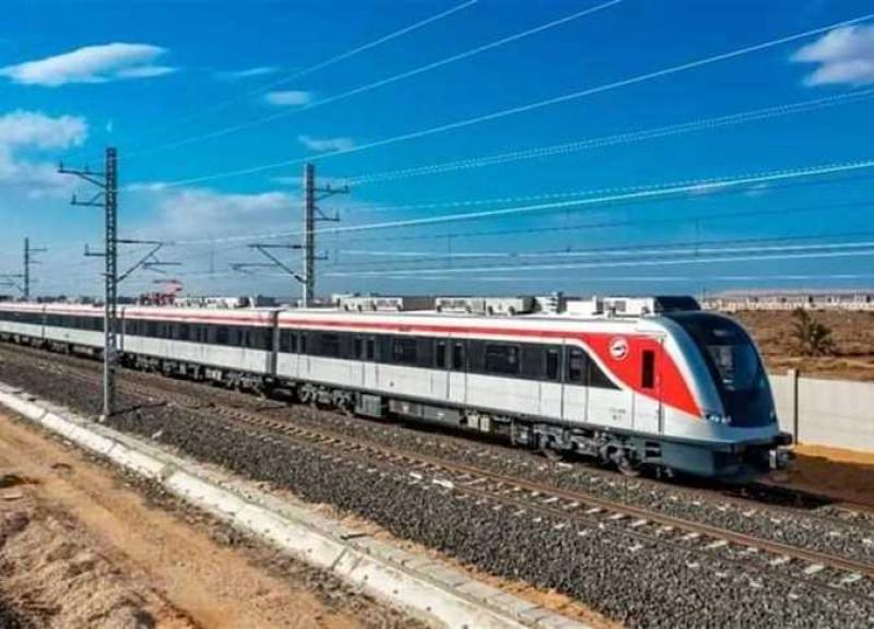 مصر تطرح 7 مناطق تجارية على مسار القطار الكهربائي خلال 2024