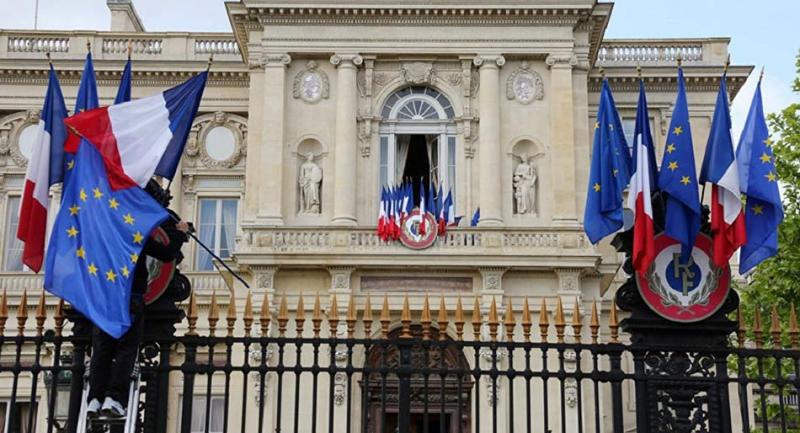 الخارجية الفرنسية تتطلع إلى تعميق العلاقات الاقتصادية مع مصر