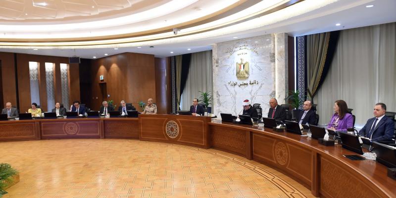 الوزراء يوافق على 8 قرارات مهمة منها الموافقة إنشاء مجمع صناعي ببرج العرب