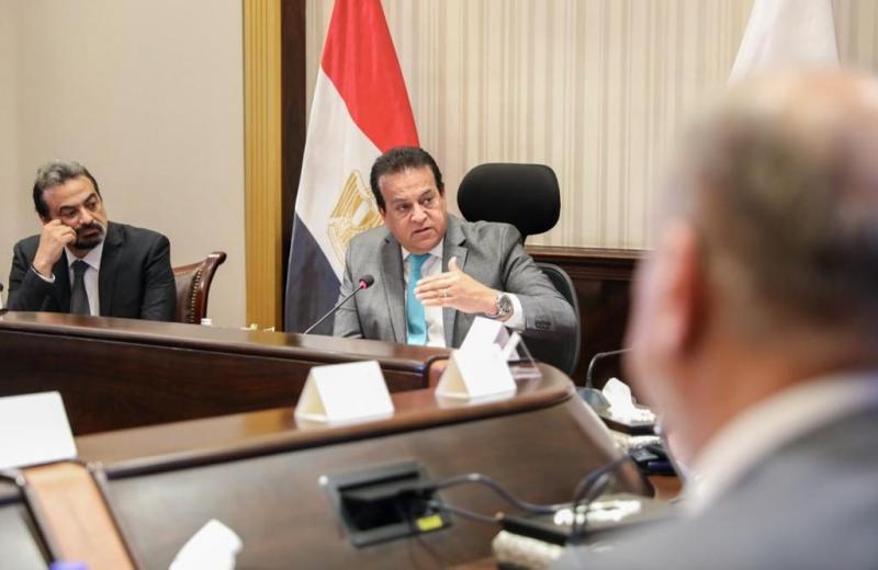 خالد عبدالغفار: الدولة المصرية تولي اهتمامًا كبيرًا بملف منظومة الغسيل الكلوي