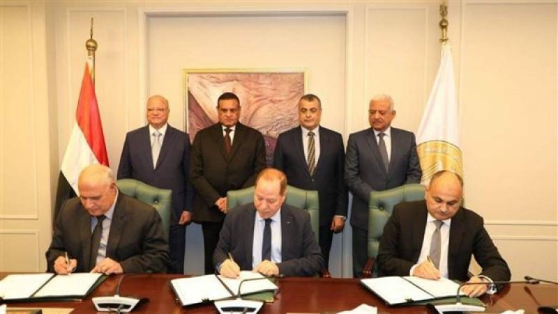 اتفاق لتنفيذ مشروع الدفع المسبق لتذكرة ركوب أتوبيسات النقل العام بالقاهرة