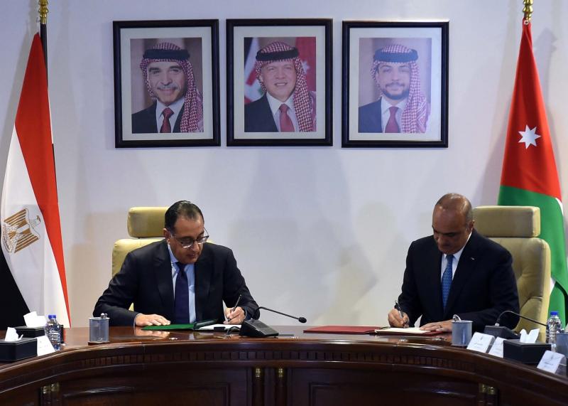 مصر والأردن توقعان 12 اتفاقية