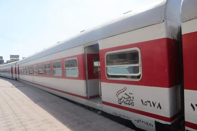 لتوطين الصناعة.. وزير النقل: إنشاء وتطوير 7 مصانع للسكك الحديدية في مصر
