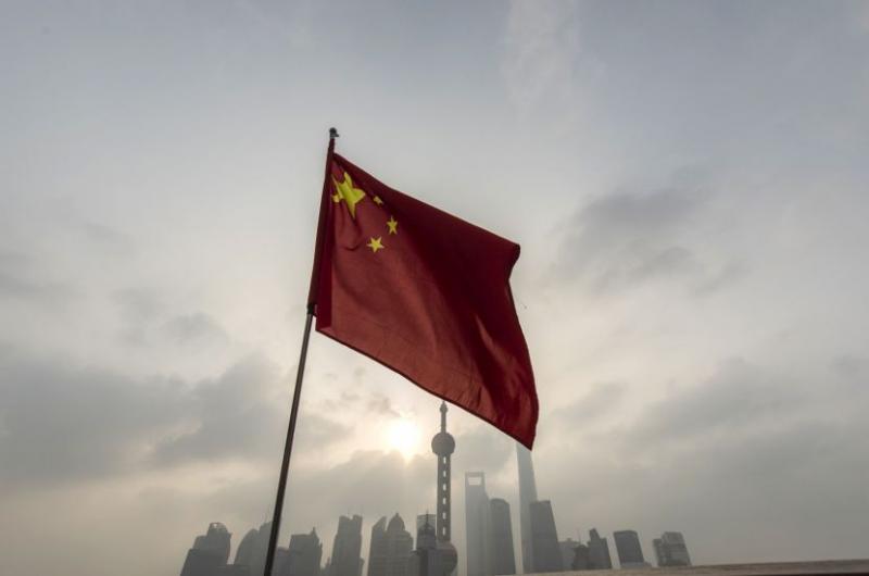 الصين تطالب البنوك بزيادة القروض وتقليص مخاطر الديون