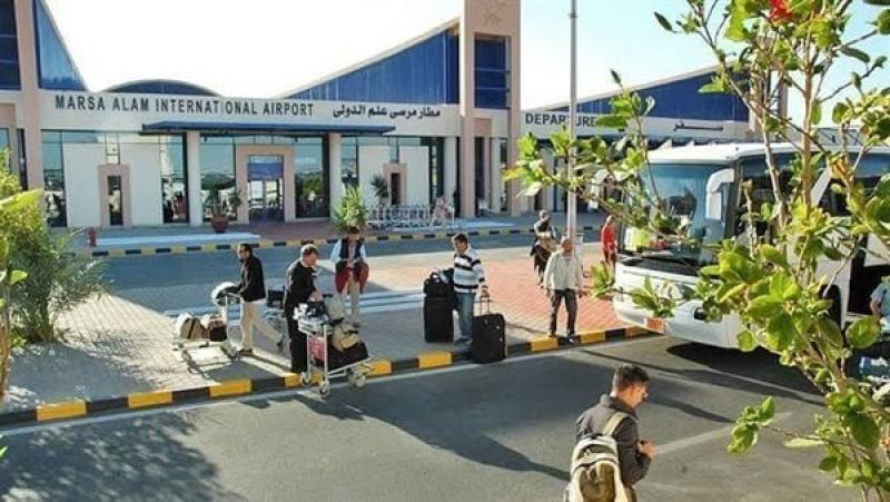 مطار مرسى علم يستقبل 12 رحلة سياحية.. اليوم