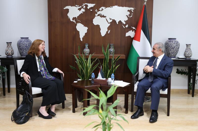 رئيس الوزراء الفلسطيني يبحث تنفيذ البرامج التنموية مع الأمم المتحدة
